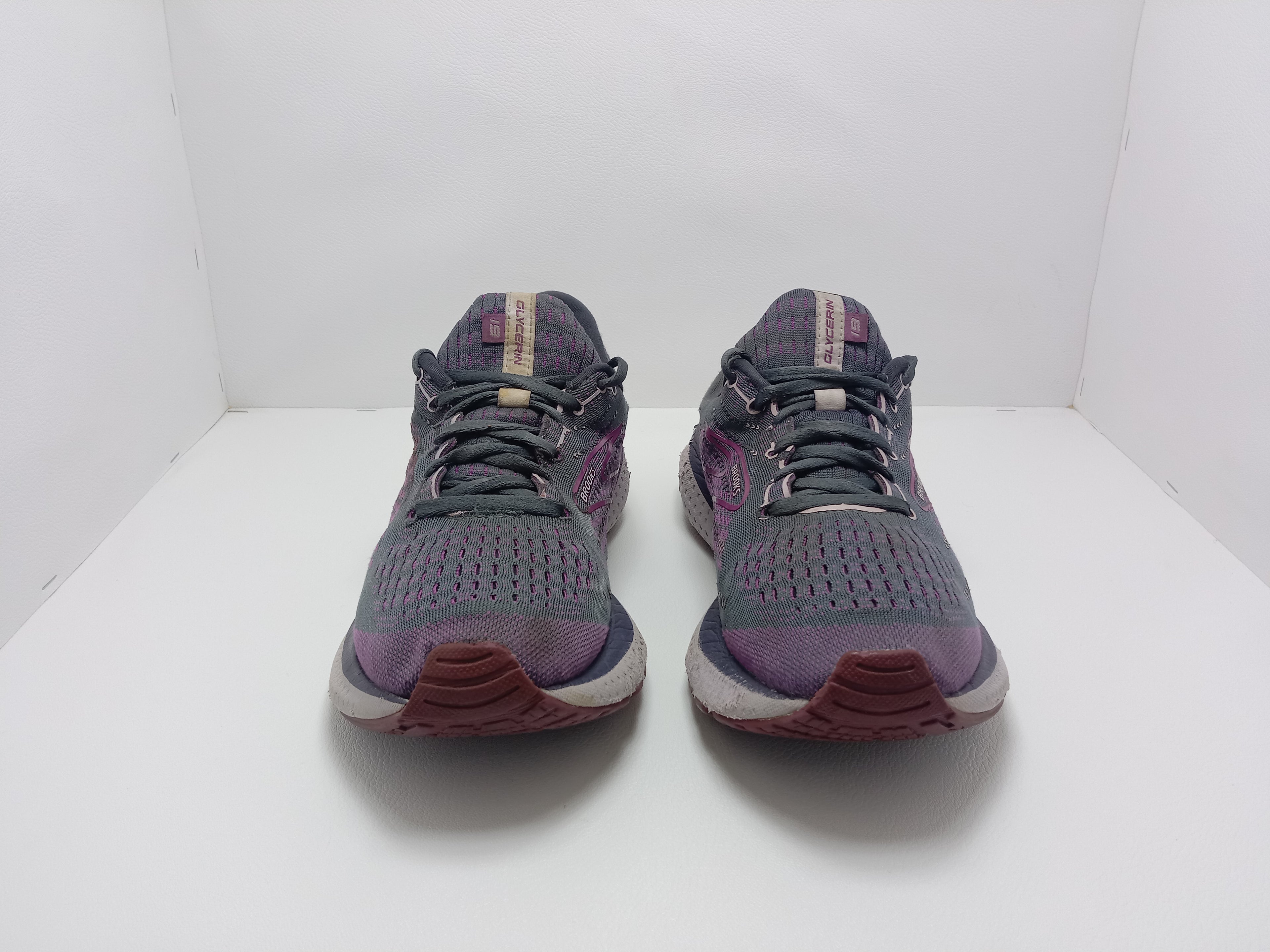 Brooks Purple Running Shoes – Size US 9 – Khunsa Collection