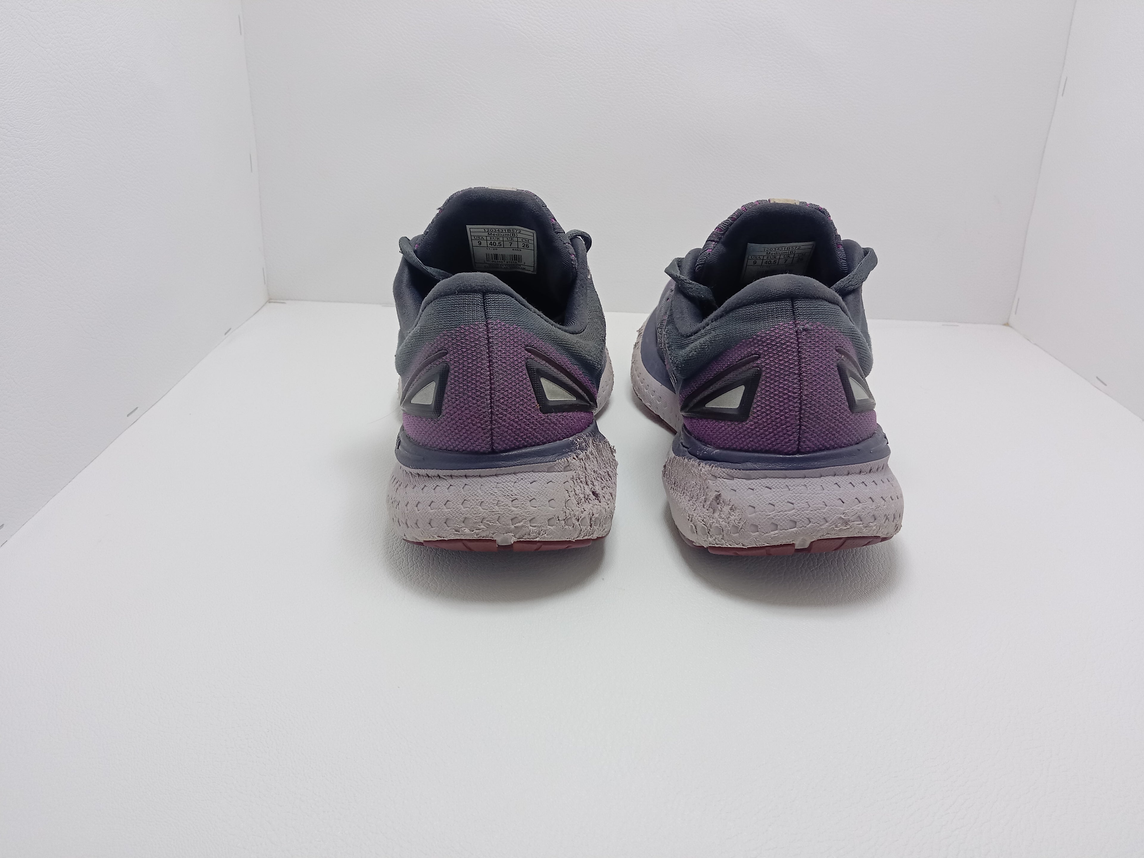 Brooks Purple Running Shoes – Size US 9 – Khunsa Collection