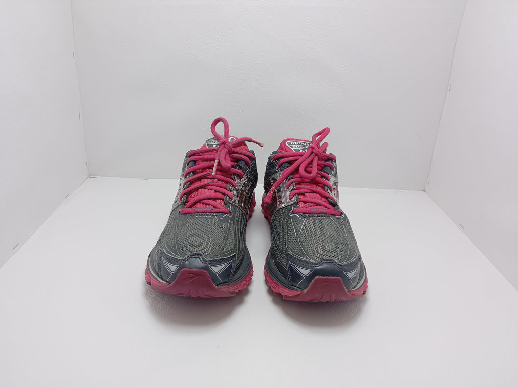 Brooks Running Shoes – Size US 10 – Grey/Red – Khunsa Collection
