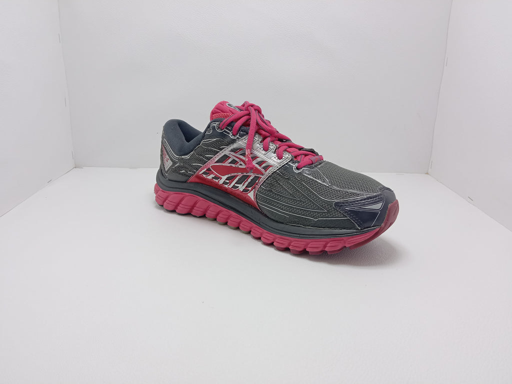 Brooks Running Shoes – Size US 10 – Grey/Red – Khunsa Collection