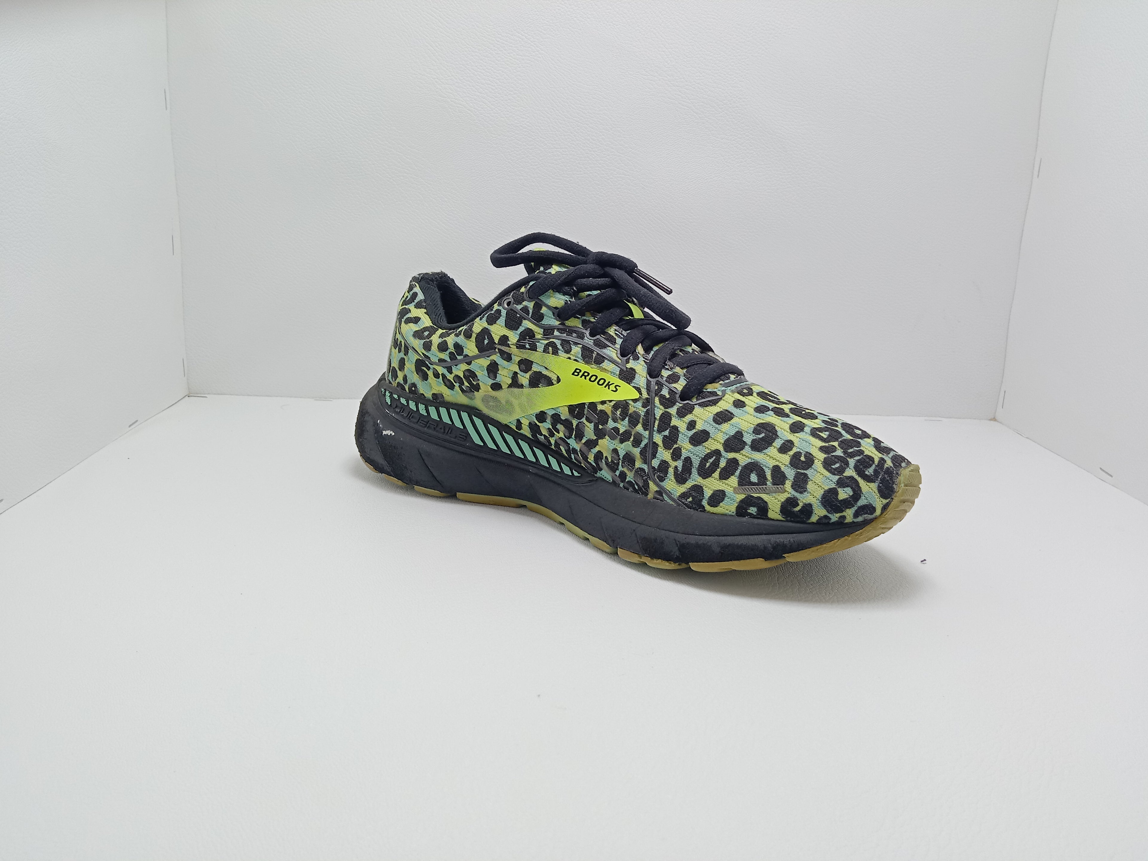 Brooks Running Shoes – Size US 9 – Leopard Print – Khunsa Collection