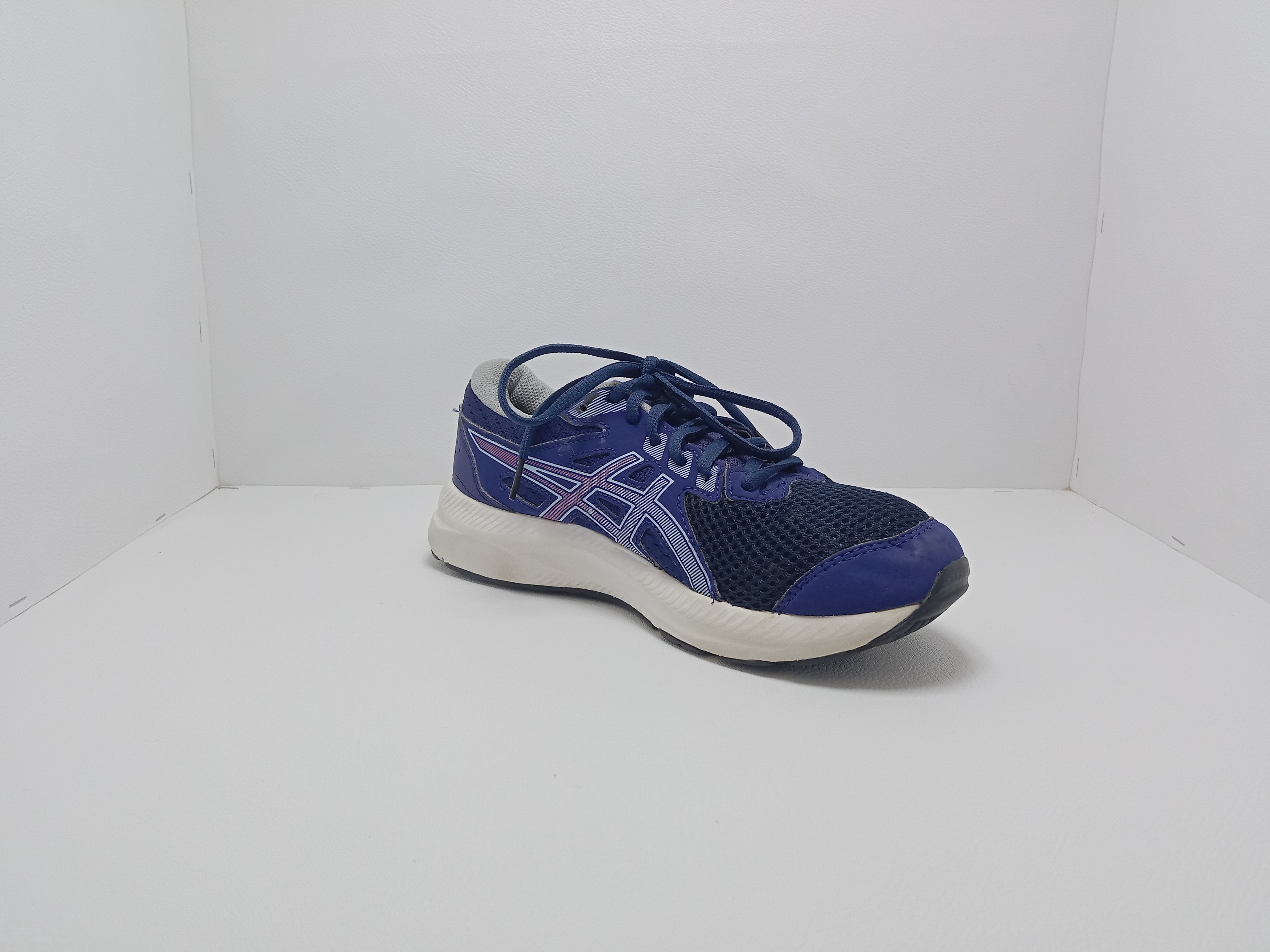 ASICS Running Shoes – Size 8 US (Men) – Blue – Khunsa Collection