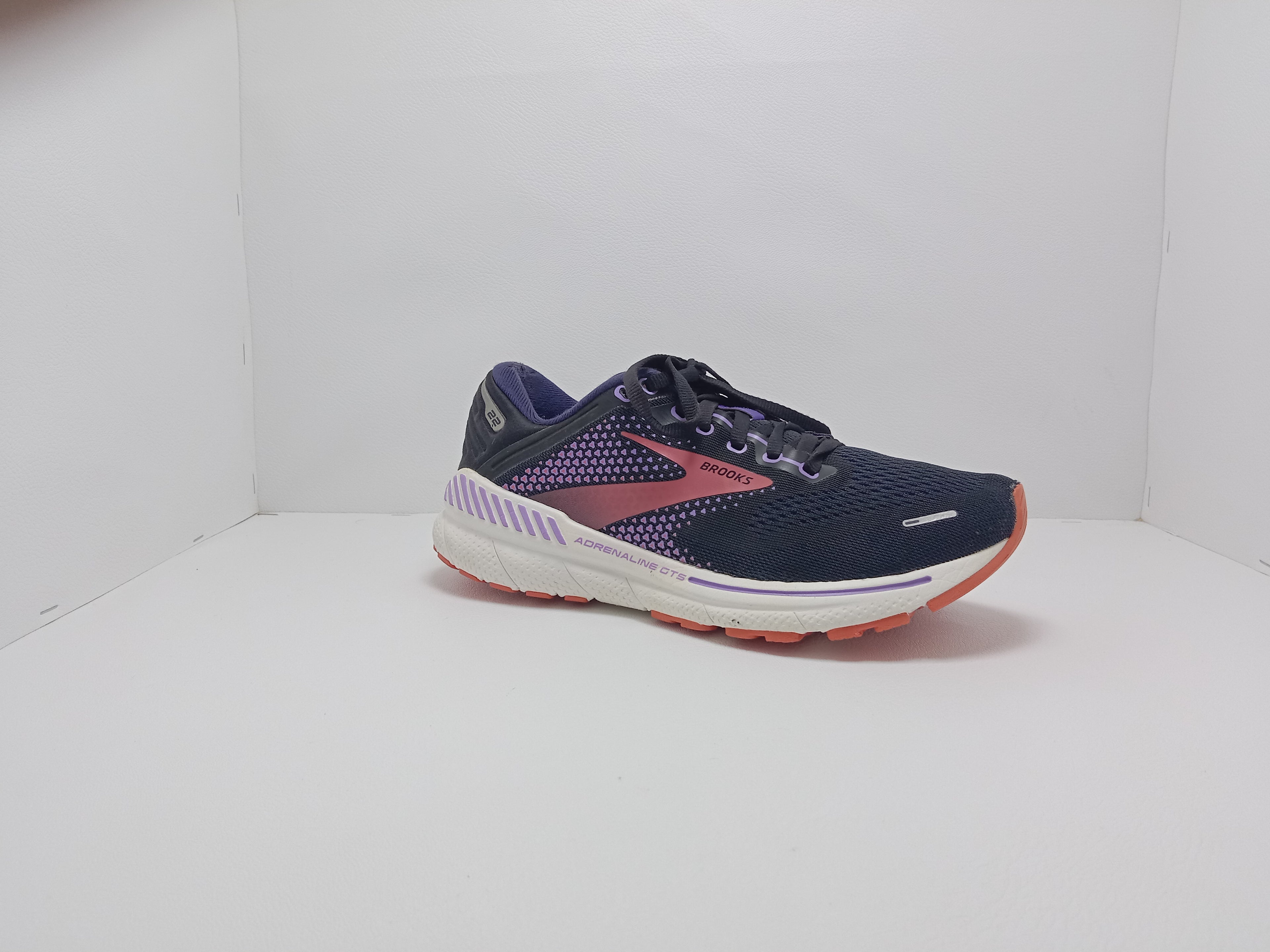 Brooks Running Shoes – Size 7.5 US (Men) – Navy & Orange – Khunsa Collection