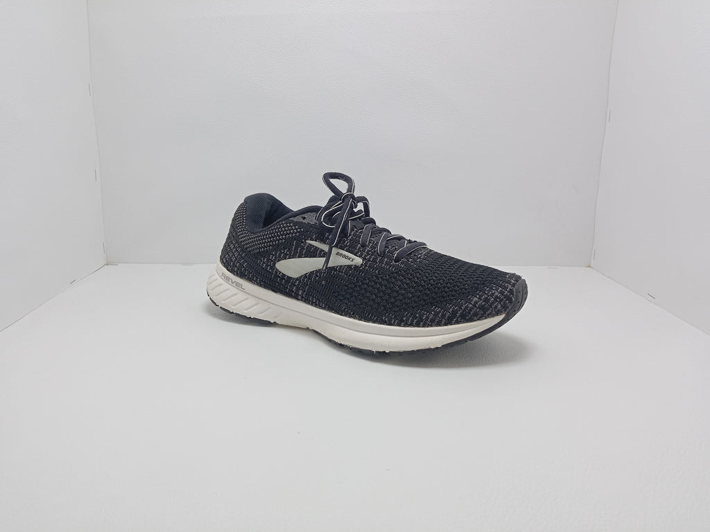 Brooks Running Shoes – Size 8.5 US (Men) – Black/White – Khunsa Collection