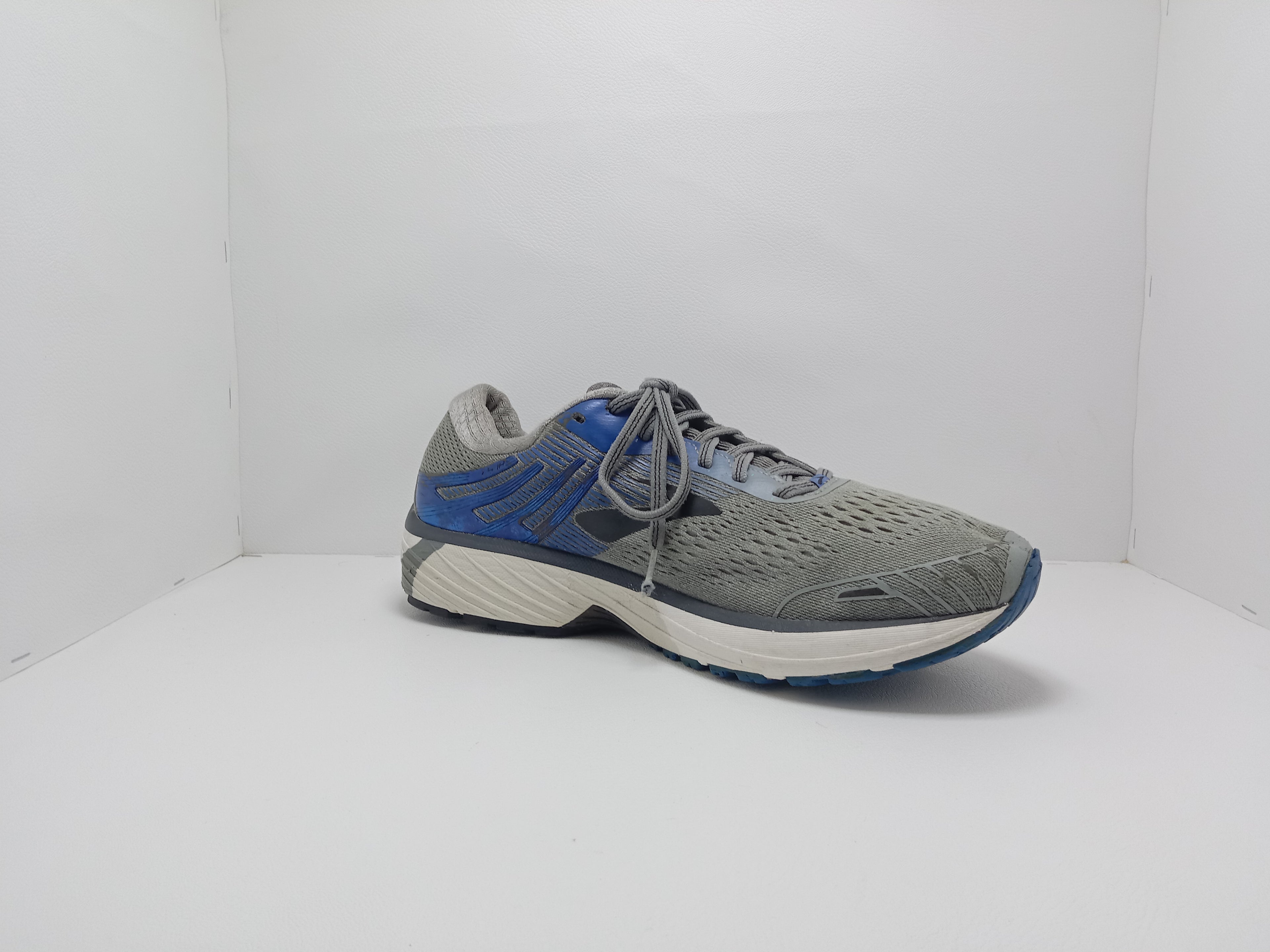 Brooks Running Shoes – Size 11 US (Men) – Grey/Blue – Khunsa Collection