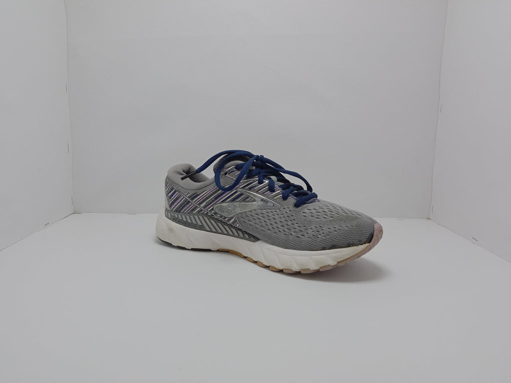 Brooks Running Shoes – Size 7.5 US (Men) – Grey – Khunsa Collection