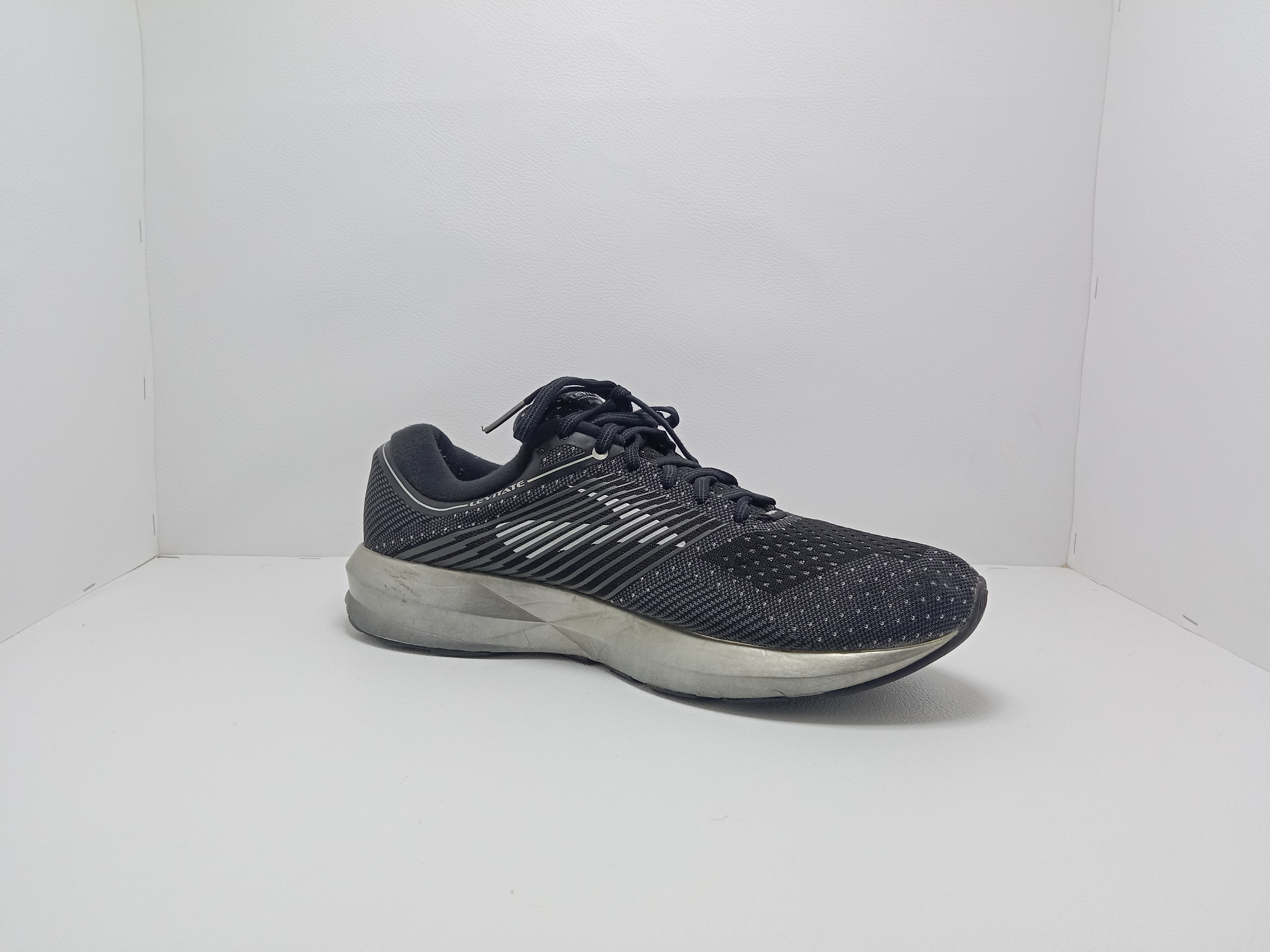Brooks Running Shoes – Size 8.5 US (Men) – Black & Silver – Khunsa Collection