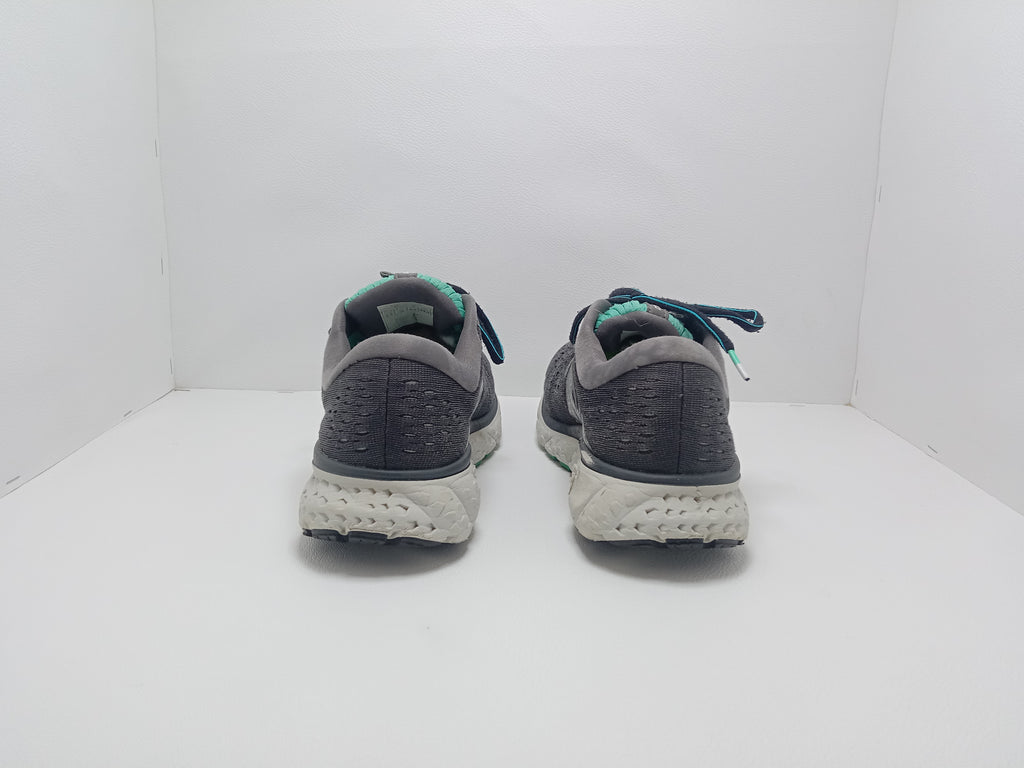 Brooks Running Shoes – Size US 8.5 – Premium Comfort