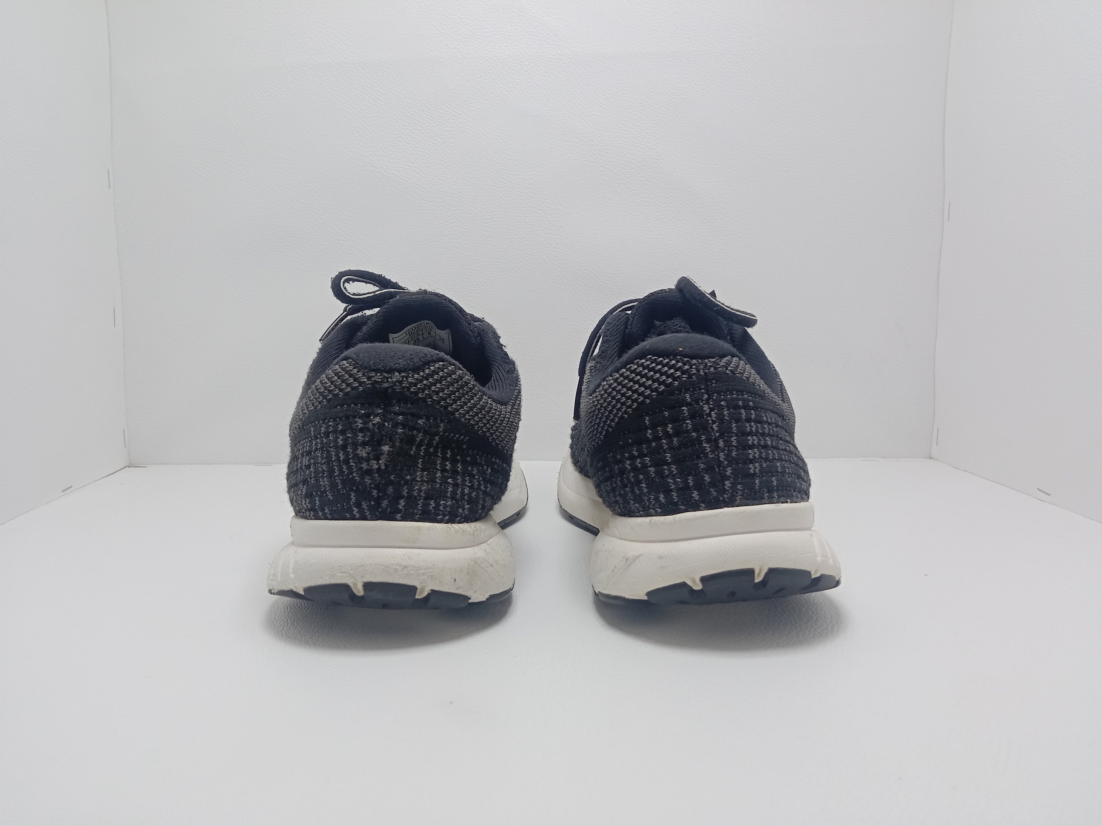 Brooks Running Shoes – Size 8.5 US (Men) – Black/White – Khunsa Collection